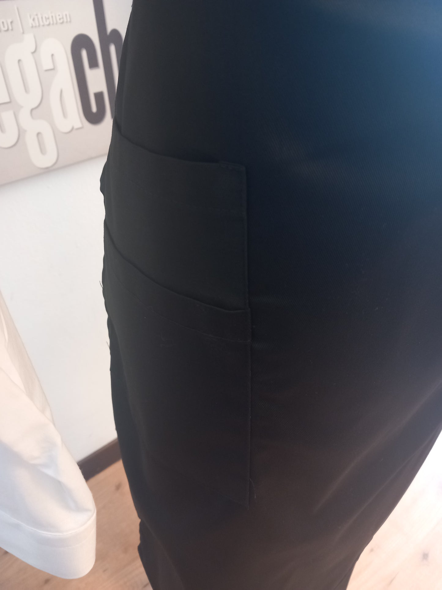 grembiule a pettorina Black